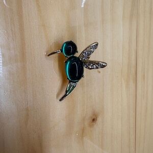 Emerald Green and Gold Hummingbird Brooch